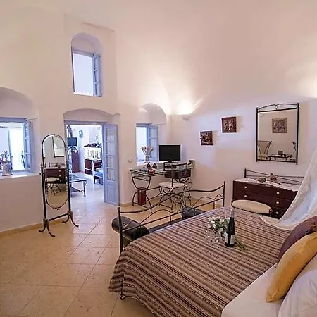 Lithies Traditional Homes Hotel 5*