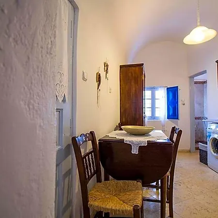 Lithies Traditional Homes Hotel